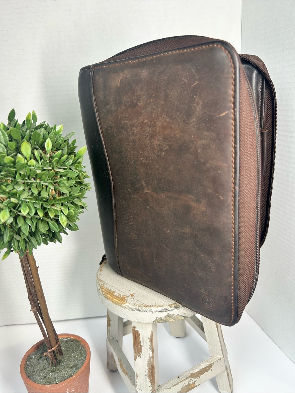 Franklin Covey Vintage Brown Leather Zip Portfolio Planner Binder Organizer 1995